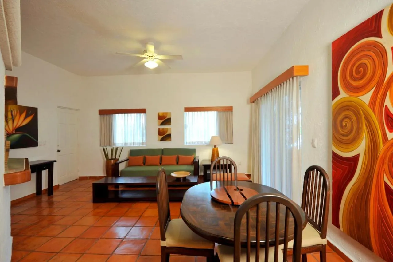 Las Palmas Condominio Playa del Carmen Apartment